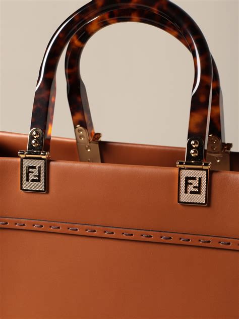 fendi roma purse